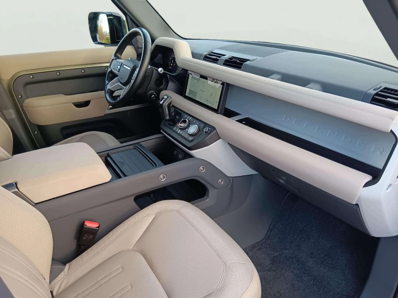 Land Rover Defender 2.0 Si4, снимка 11 - Автомобили и джипове - 53427424
