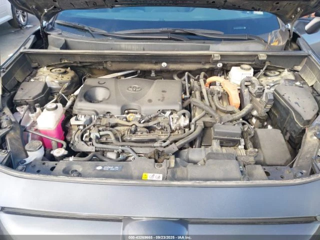 Toyota Rav4 HYBRID XSE - изображение 9