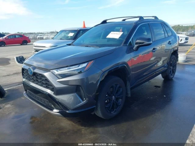 Toyota Rav4 HYBRID XSE - изображение 2