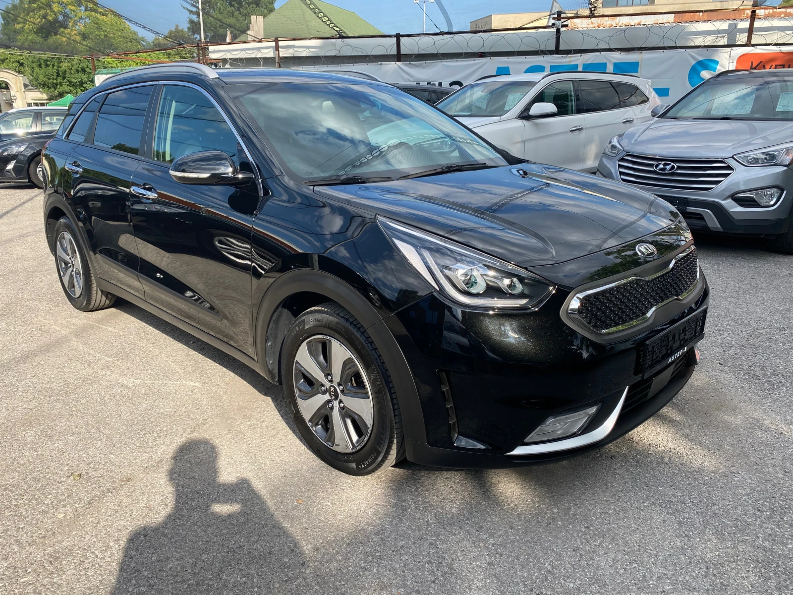 Kia Niro 1.6 Hybrid, keyless, камера, JBL - изображение 3