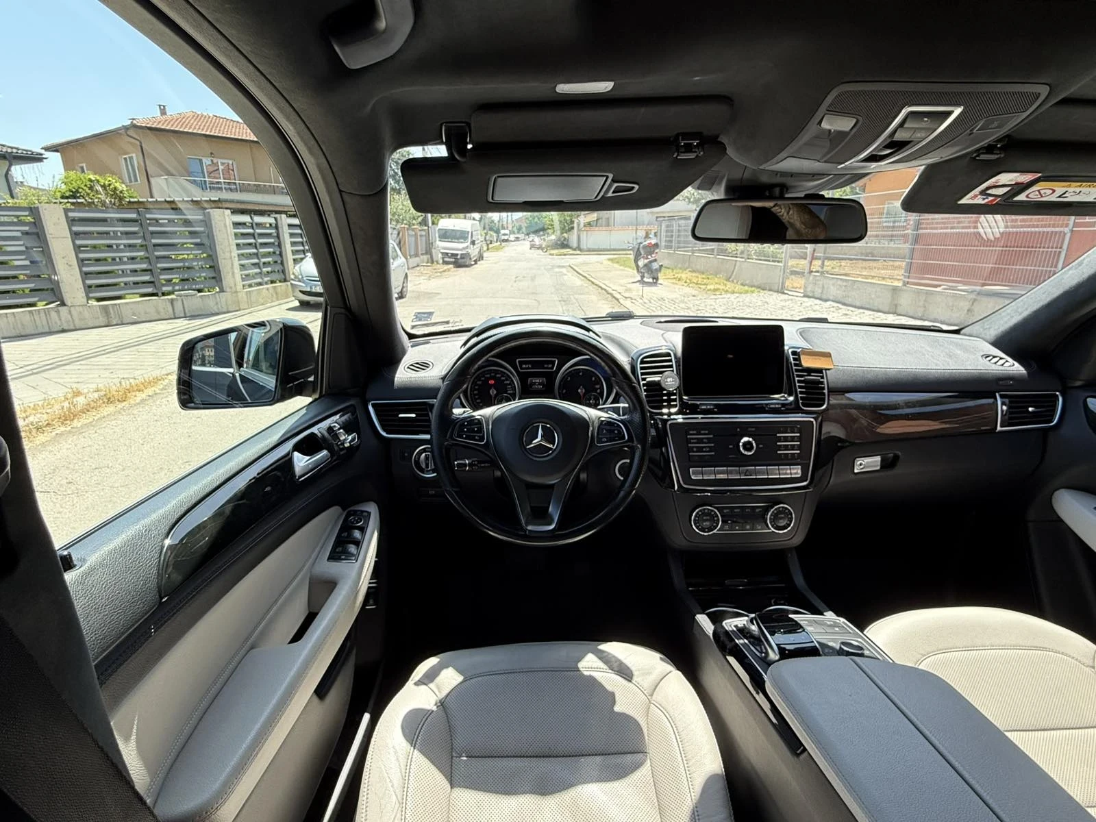 Mercedes-Benz GLE 350  - изображение 10