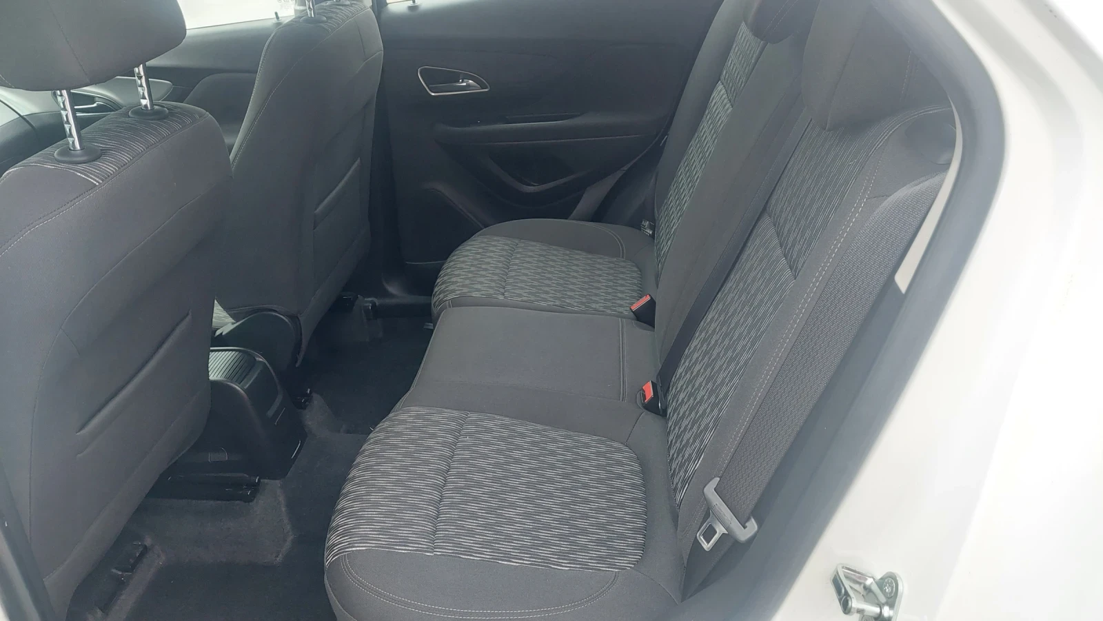 Opel Mokka 1.6i 116к.с ГАЗ - изображение 9