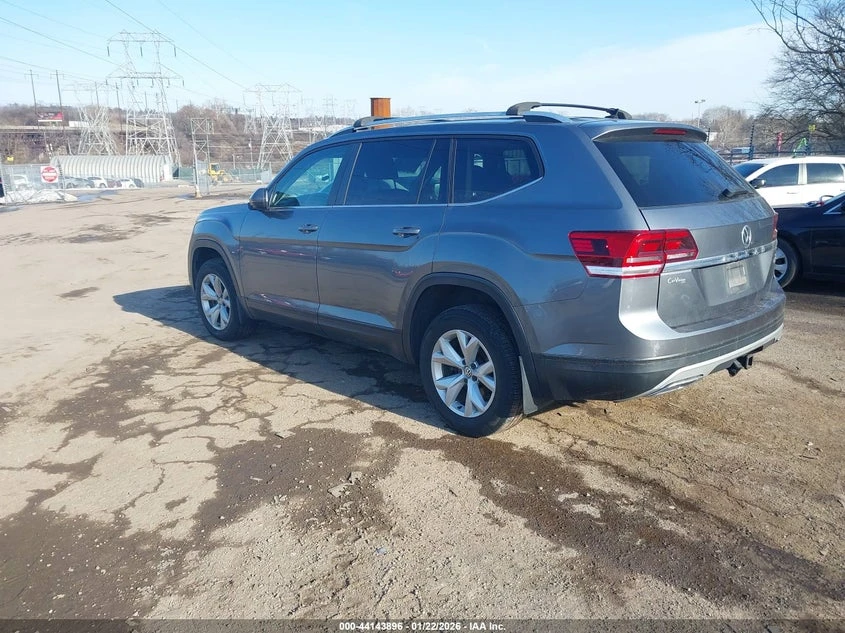 VW Atlas 3.6l Volkswagen 3.6L V6 S - изображение 3