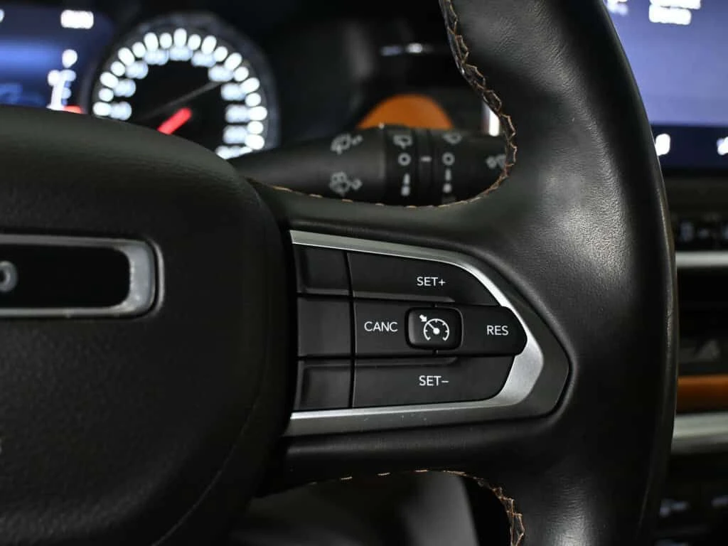 Jeep Compass * Limited No Accident Dual Tone Leather Heated Sea, снимка 13 - Автомобили и джипове - 53802319