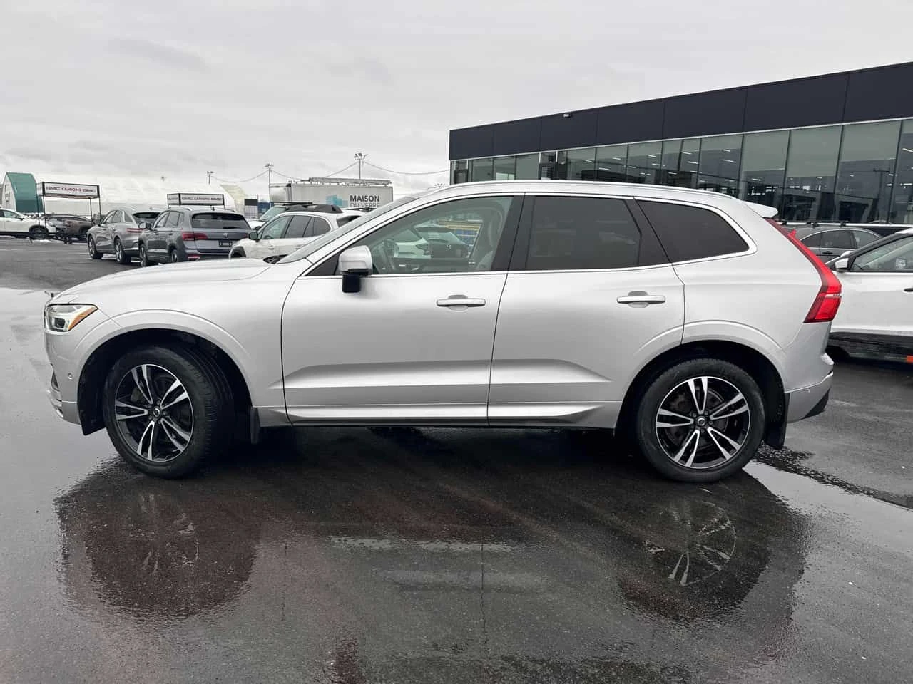 Volvo XC60 * Momentum * ПРЕДСТАВИТЕЛСТВО * 360 * ПОДГРЕВ * PA, снимка 2 - Автомобили и джипове - 54085239