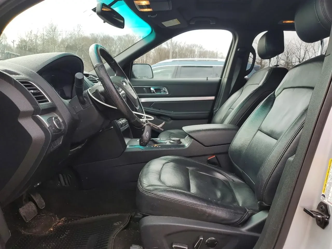Ford Explorer XLT, снимка 7 - Автомобили и джипове - 54212200