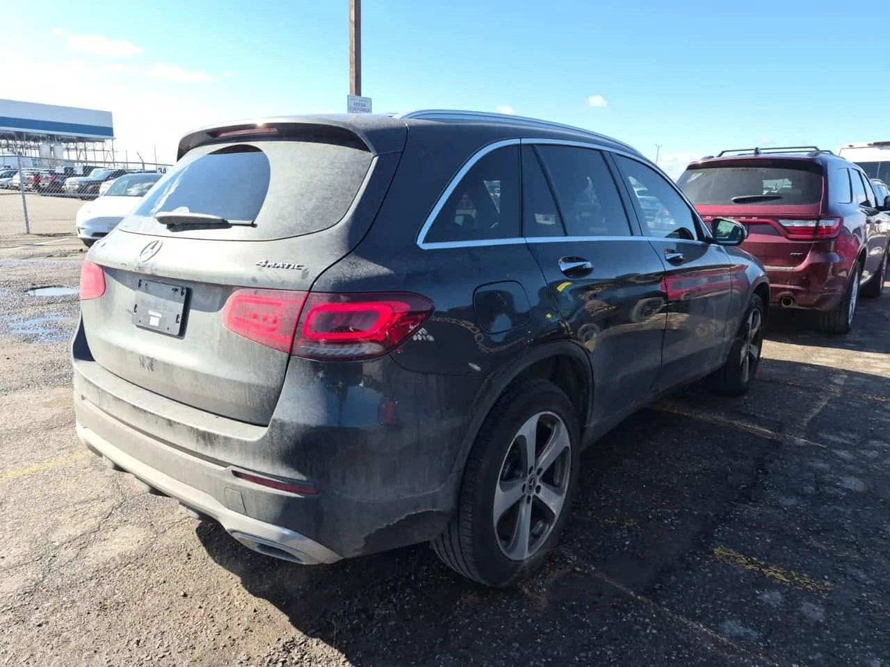 Mercedes-Benz GLC 300 ПАМЕТ| ПАНОРАМА| ПОДГРЕВИ| МЪРТВА ТОЧКА| , снимка 3 - Автомобили и джипове - 54678816
