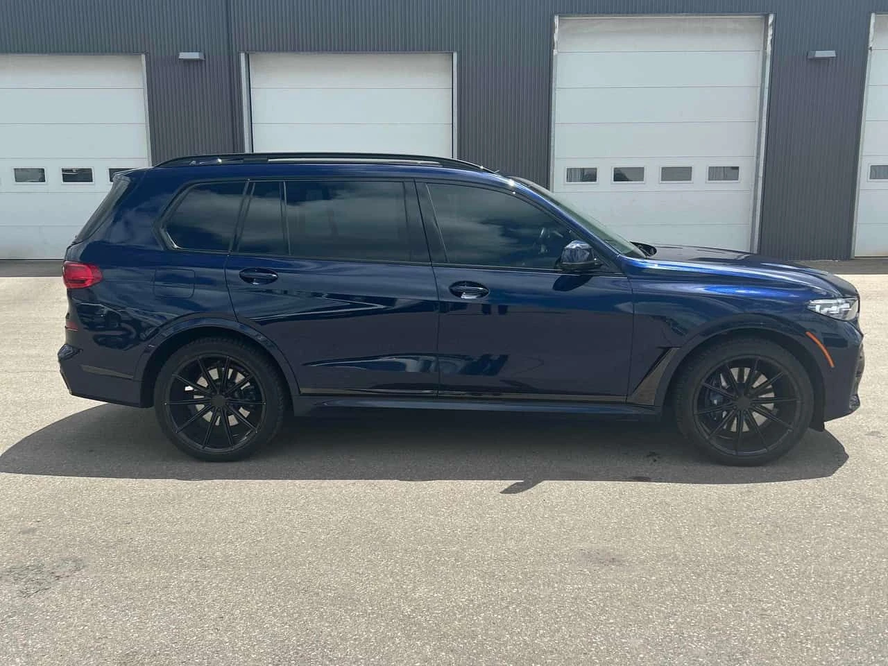 BMW X7 xDrive40i  CARFAX, снимка 3 - Автомобили и джипове - 54812146
