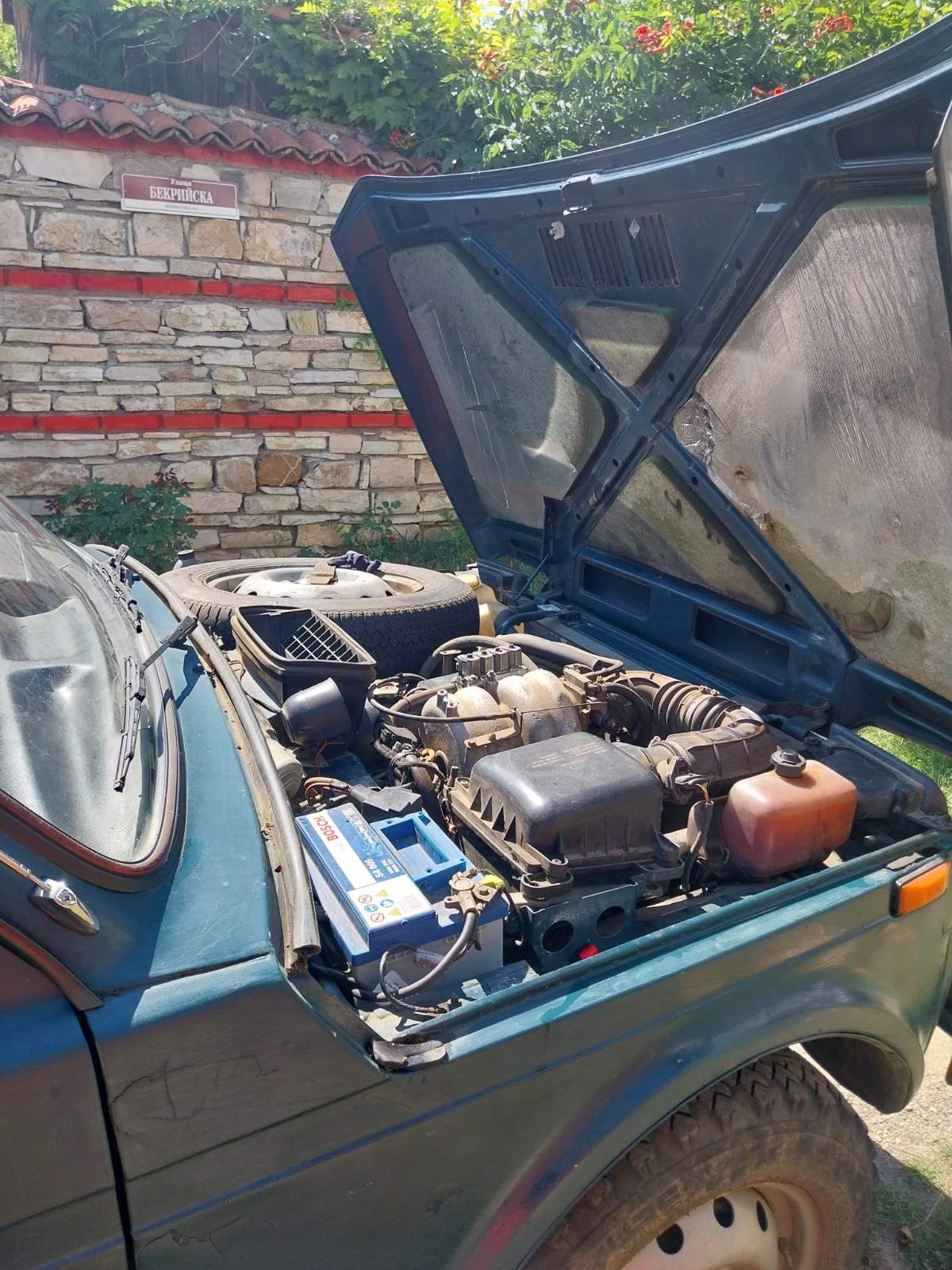 Lada Niva 1700