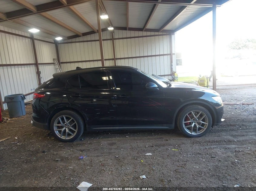 Alfa Romeo Stelvio 2.0l Ti Sport Awd, снимка 13 - Автомобили и джипове - 55591546