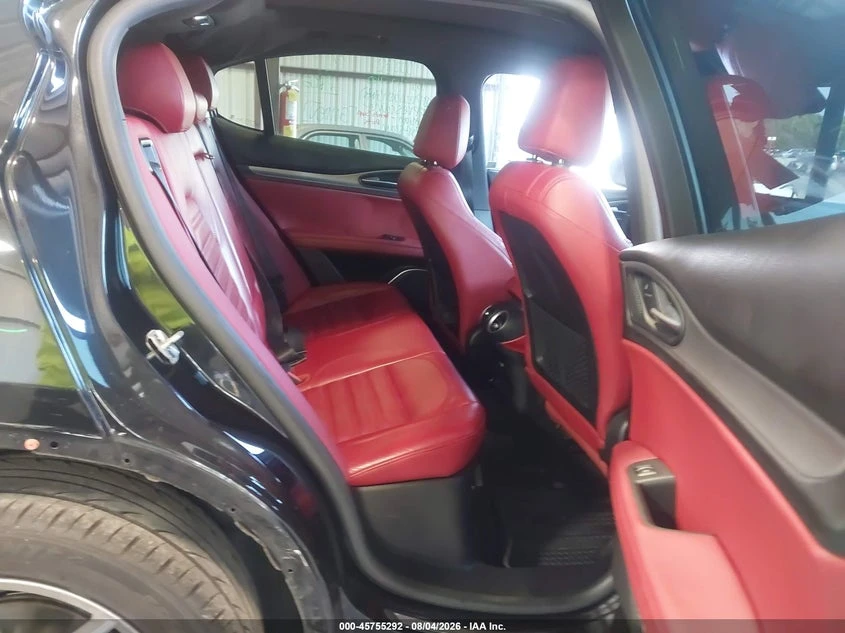 Alfa Romeo Stelvio 2.0l Ti Sport Awd, снимка 8 - Автомобили и джипове - 55591546