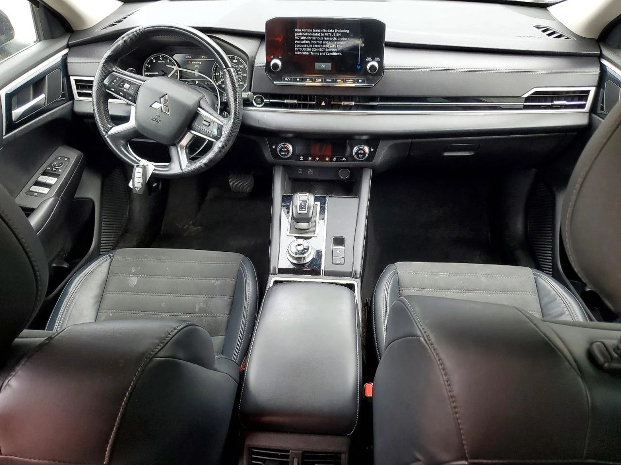 Mitsubishi Outlander 2.5l Se, снимка 8 - Автомобили и джипове - 56536707