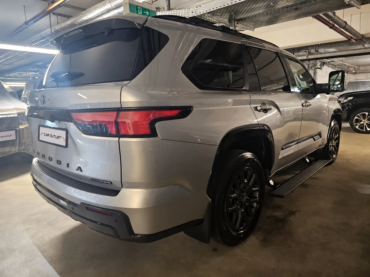 Toyota Sequoia Platinum, снимка 4 - Автомобили и джипове - 56544918