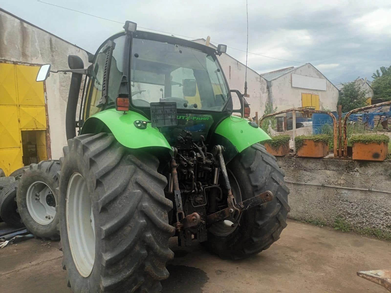 Трактор Deutz-Fahr 140 - изображение 5