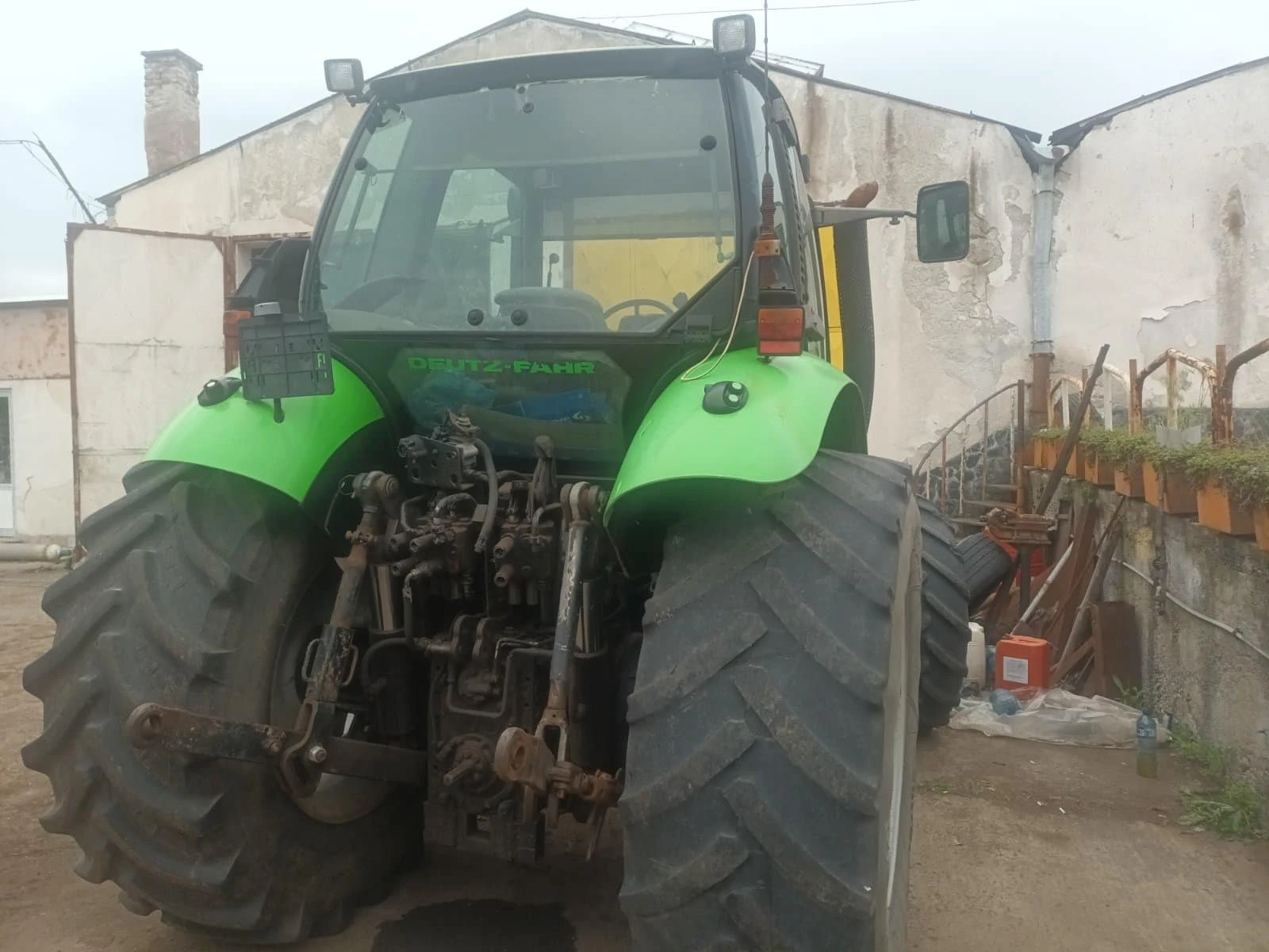 Трактор Deutz-Fahr 140 - изображение 4