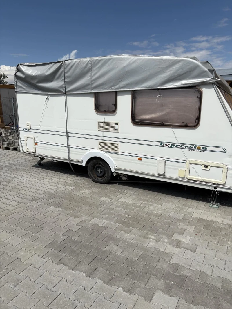 Каравана Swift Аби Вог 460, снимка 2 - Каравани и кемпери - 51277764