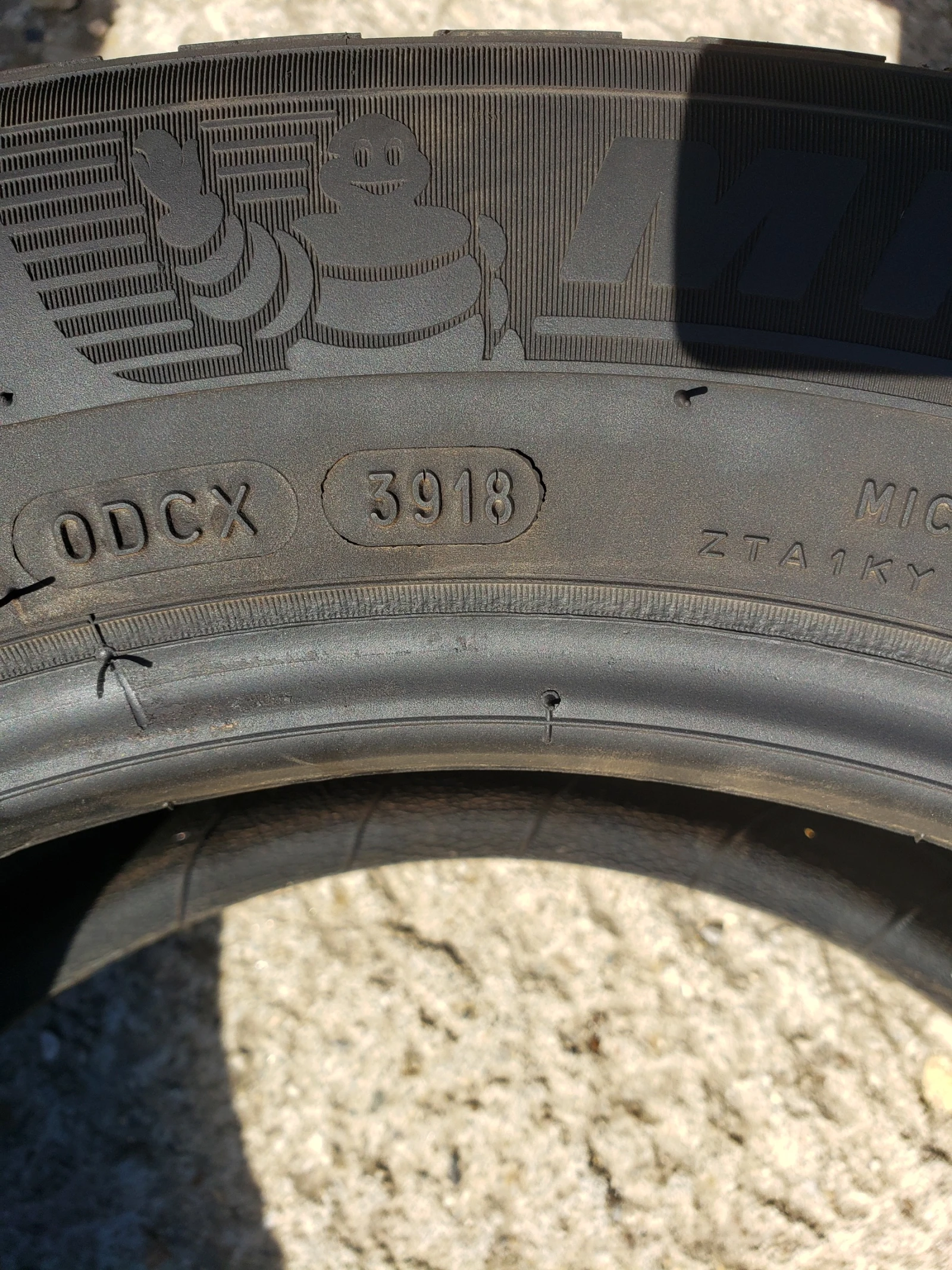 Гуми Зимни 215/55R16, снимка 7 - Гуми и джанти - 56337264