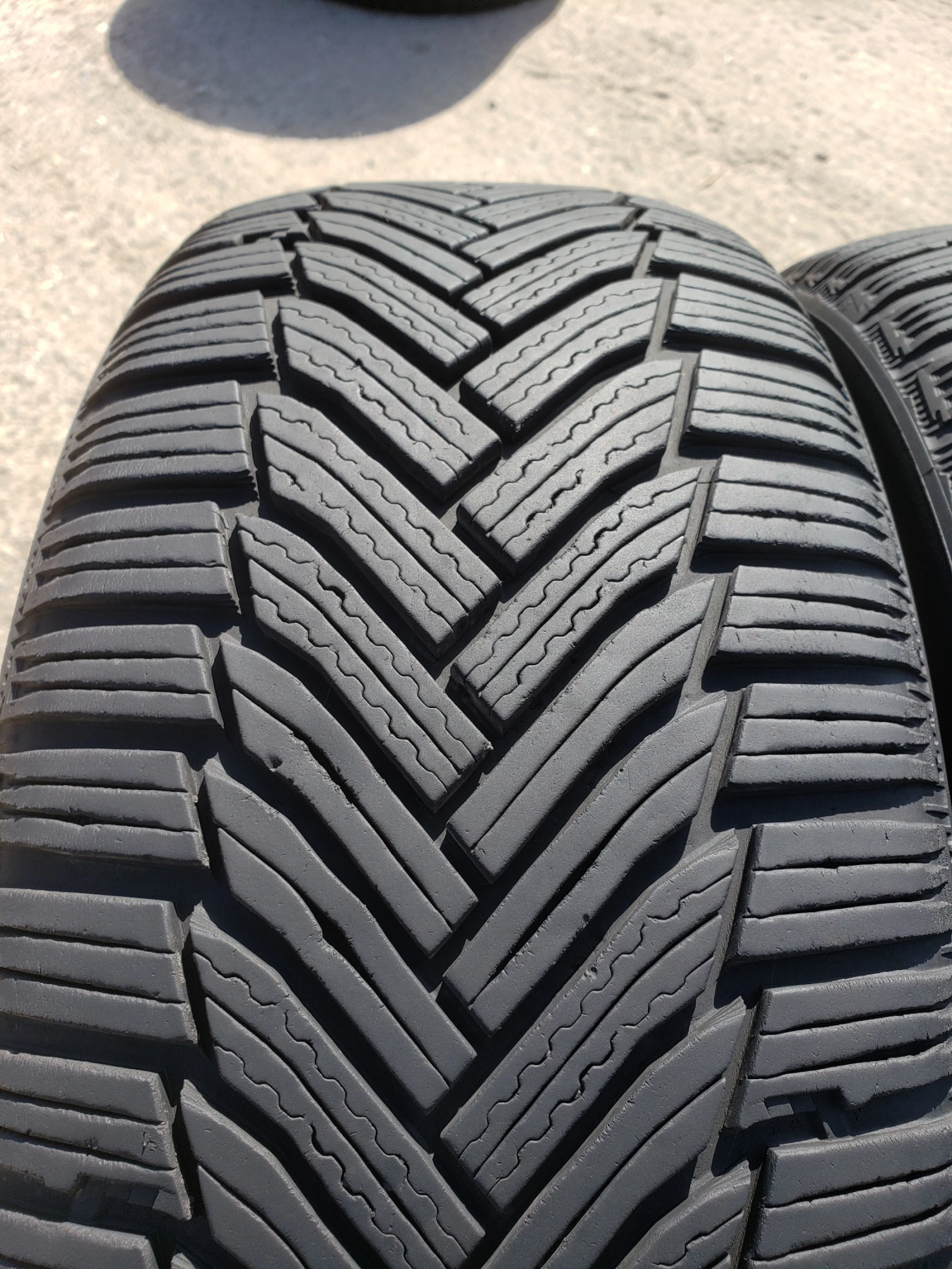 Гуми Зимни 215/55R16